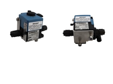 DOSIERPUMPE KPL.3 L/H FKM  ELEKT. VORGESTEUERT 230V mit Haltewinkel und Schrauben für Umbau CK30/CK45
